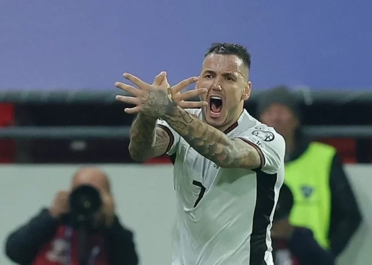 “Rroga ime e parë ndryshoi jetën e familjes”, rrëfehet Rey Manaj: Hoqa mamin nga puna…