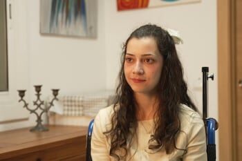 U përdhunua dhe u paralizua, historia e trishtë e 25-vjeçares spanjolle që zgjodhi eutanazinë!