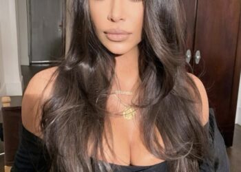 Saga e videos intime vazhdon ende, Kim Kardashian ka paguar 6 milionë euro për heshtje?