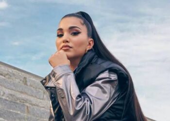 “3 dekada e virgjër”, urimi i këngëtares për veten ndez debate në rrjet!