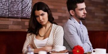 7 shenja që ai nuk është gati për një lidhje të vërtetë!