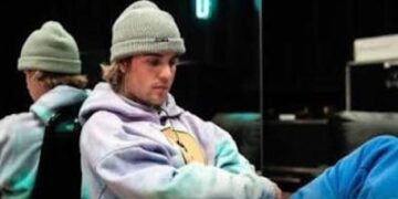 Justin Bieber tani kërkon vetëm një ndihmë, atë hyjnoren!