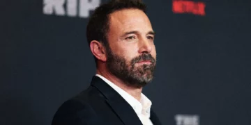 Ben Affleck i shet kompaninë e tij të inteligjencës artificiale Netflix-it!