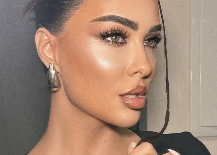 “Mbijetova”, Xhensila Myrtezaj bën dedikimin prekës në ditën e saj të lindjes!